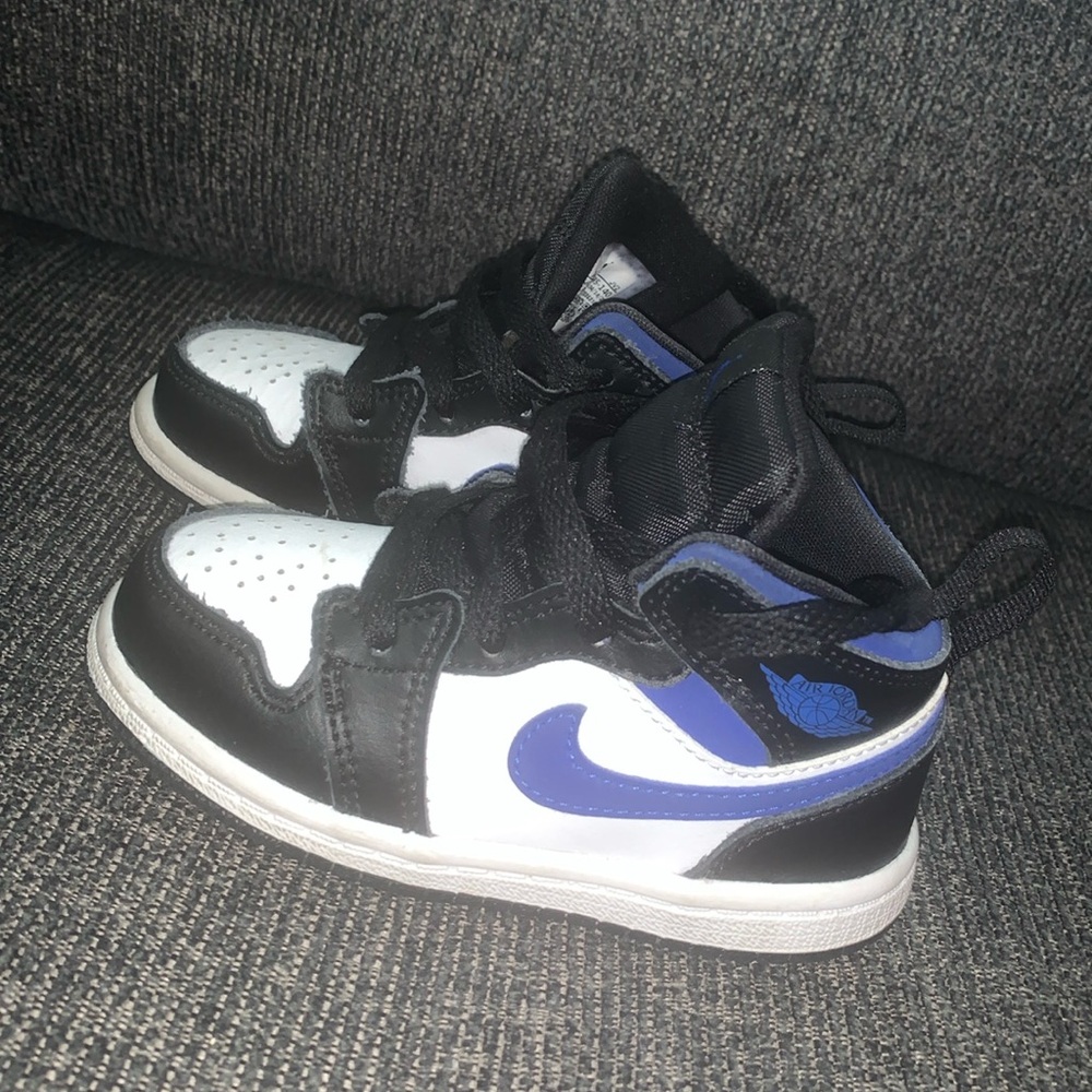 Gently worn Toddler size 7C, White, Blue and Black Air Jordan 1s